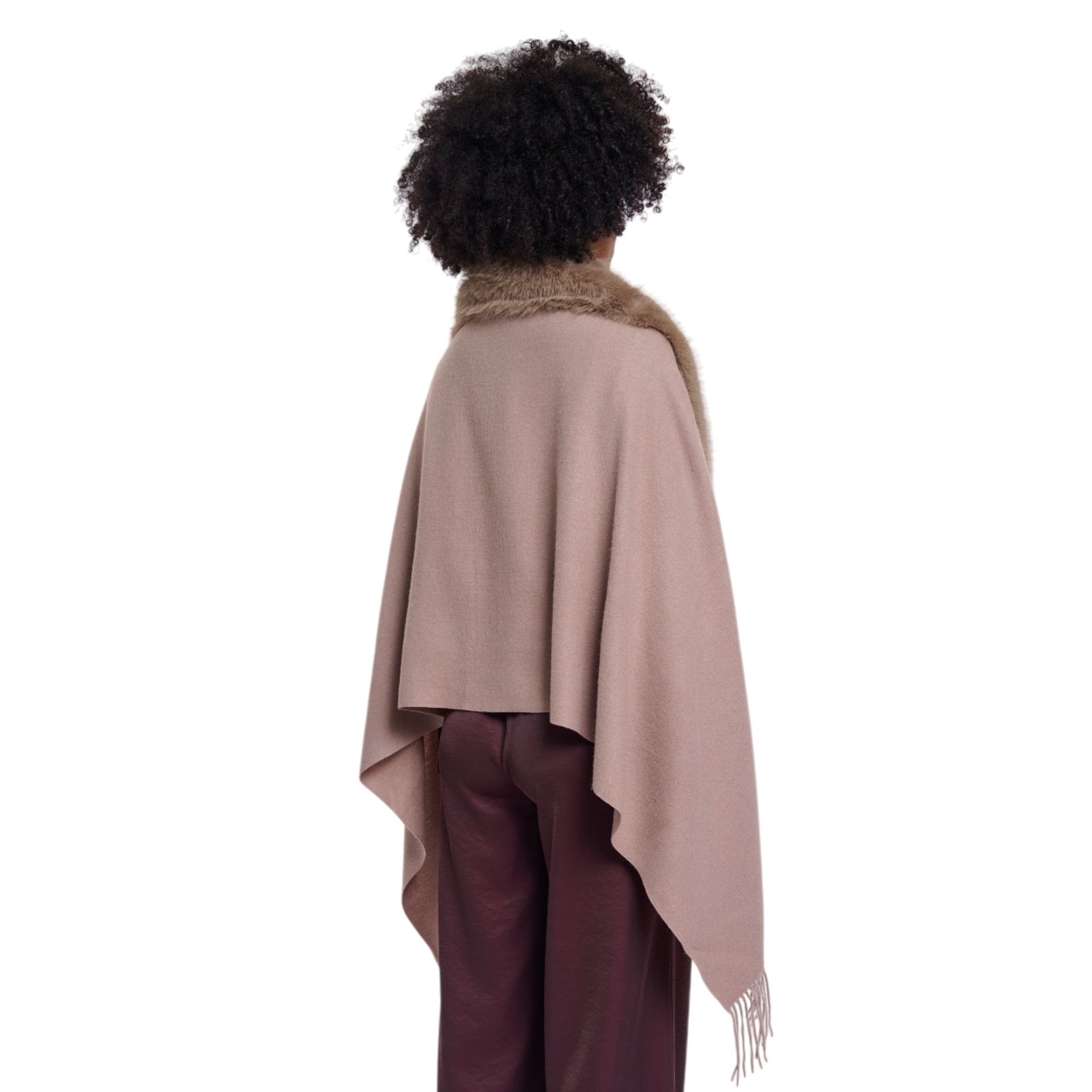 Rino & Pelle Cape Wendy