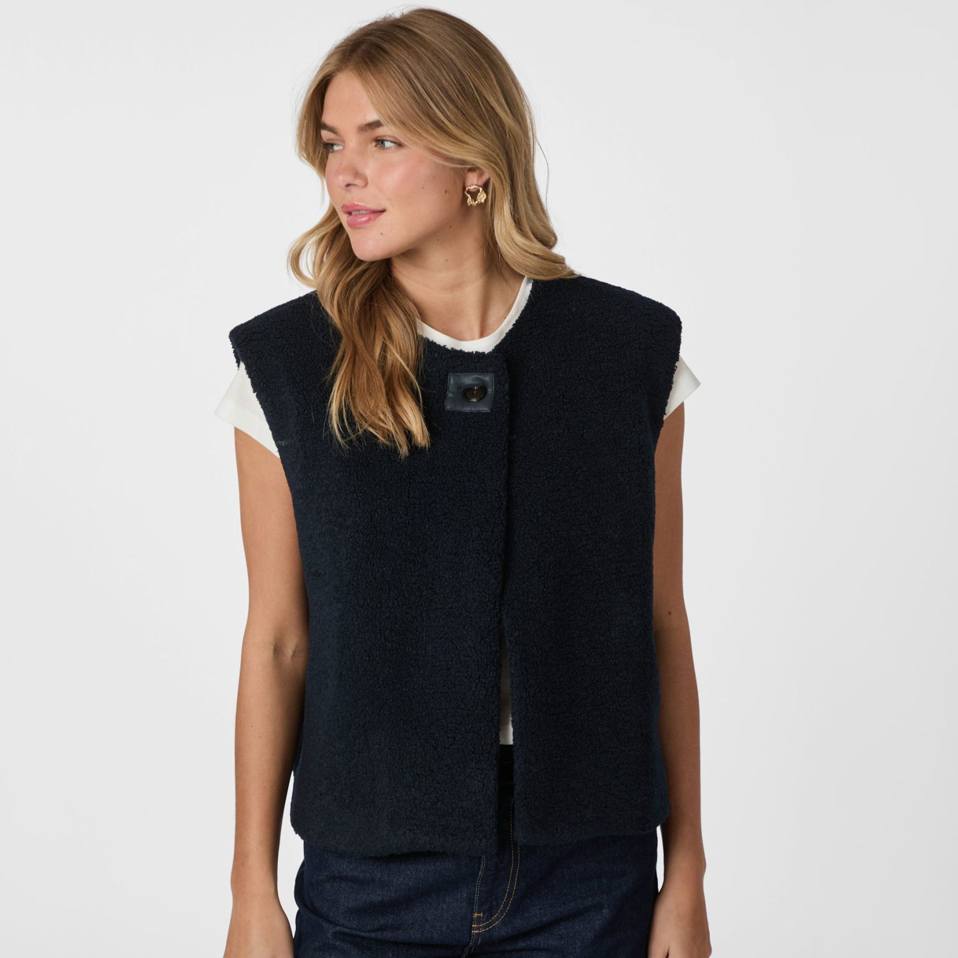 Neo Noir Gilet Anjanna