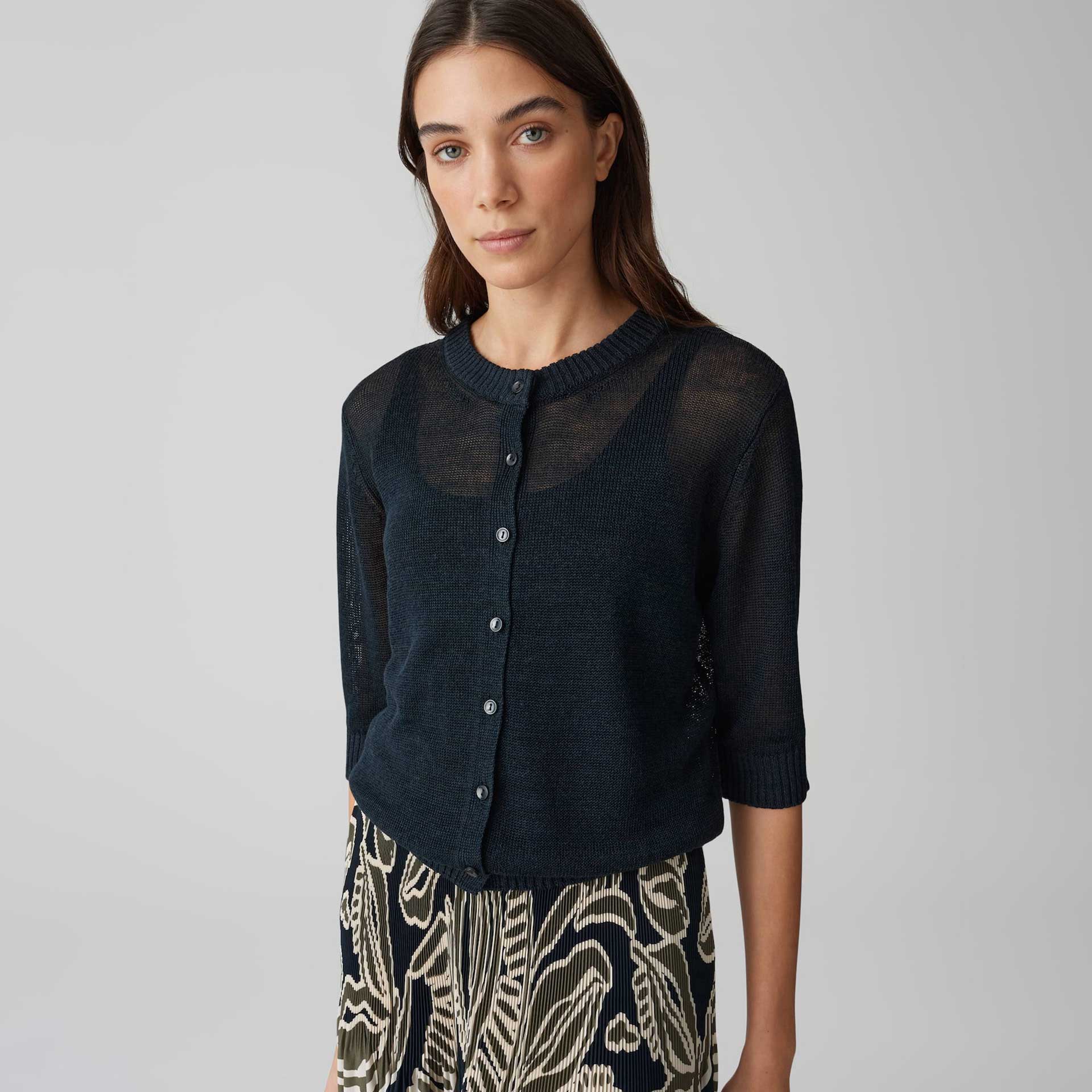 Opus Vest Datina