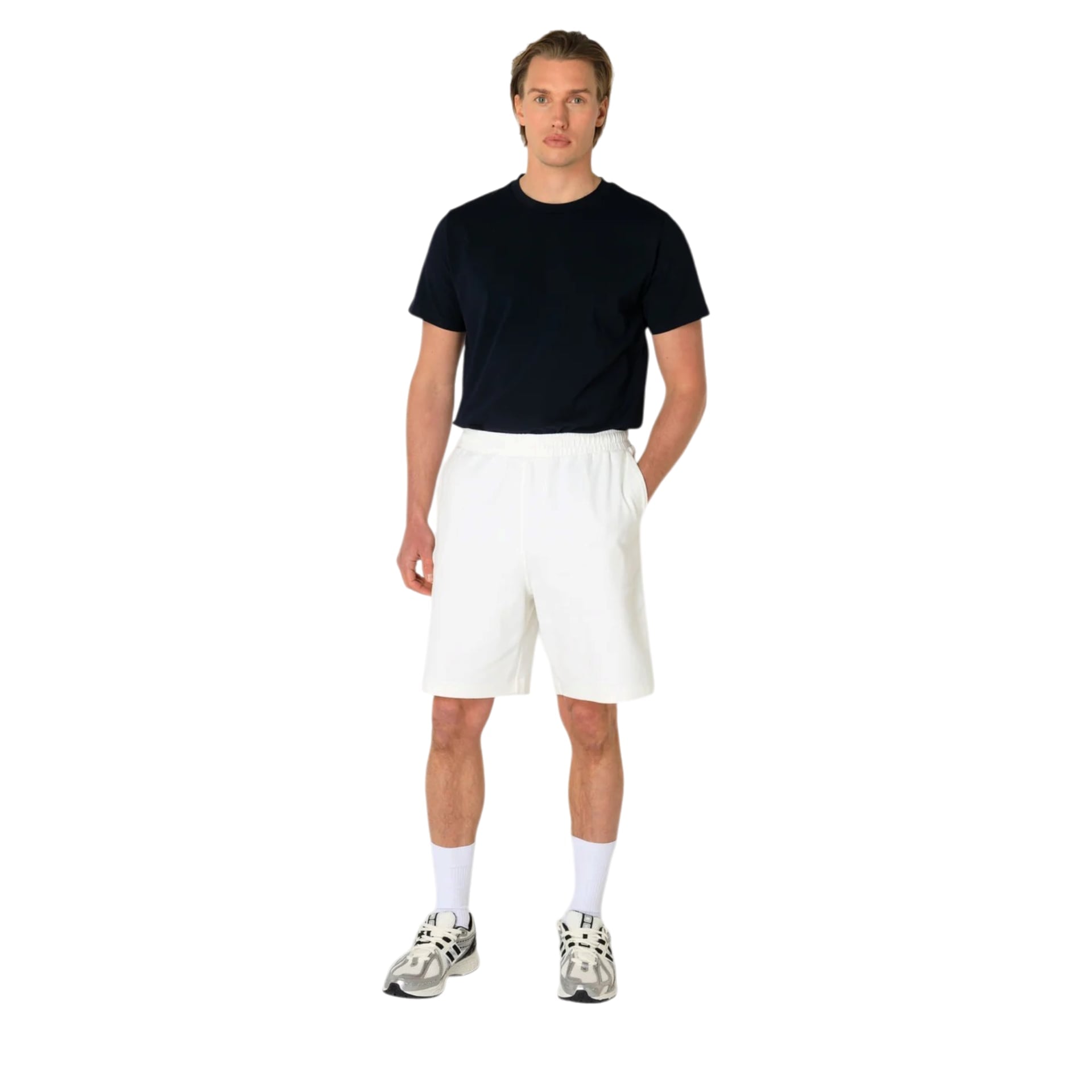 Benk Short Coen