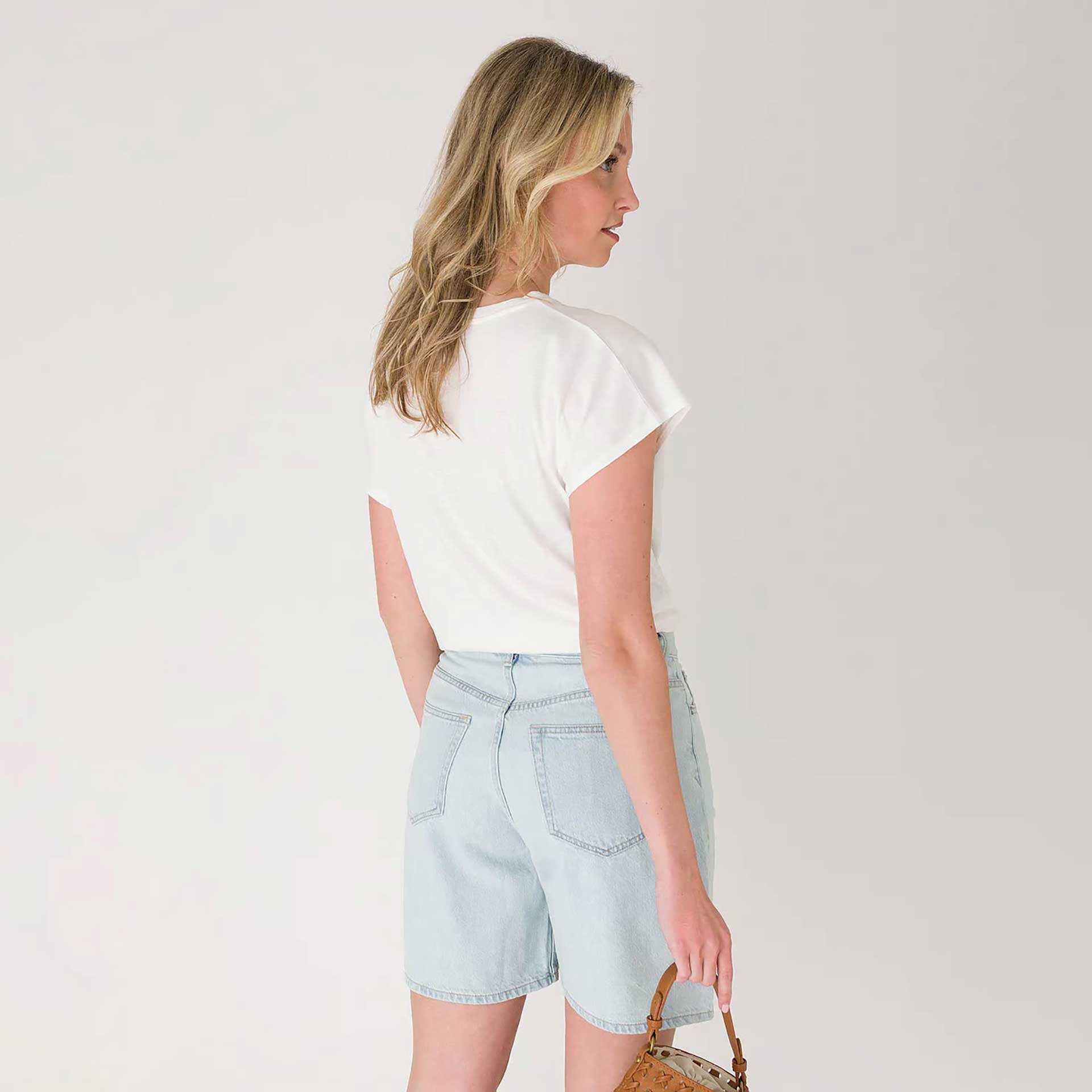 Anna  T-Shirt
