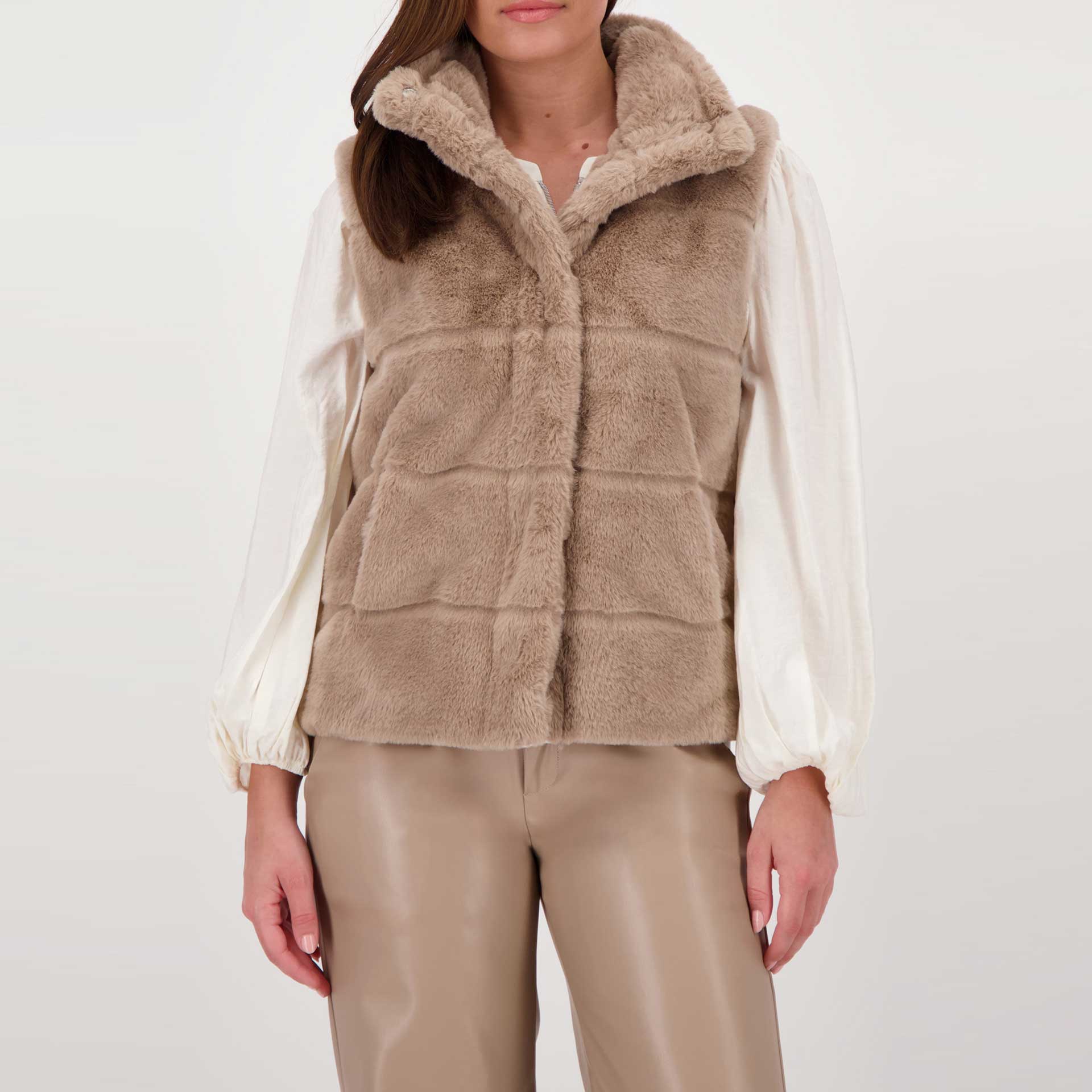 Monari Vest