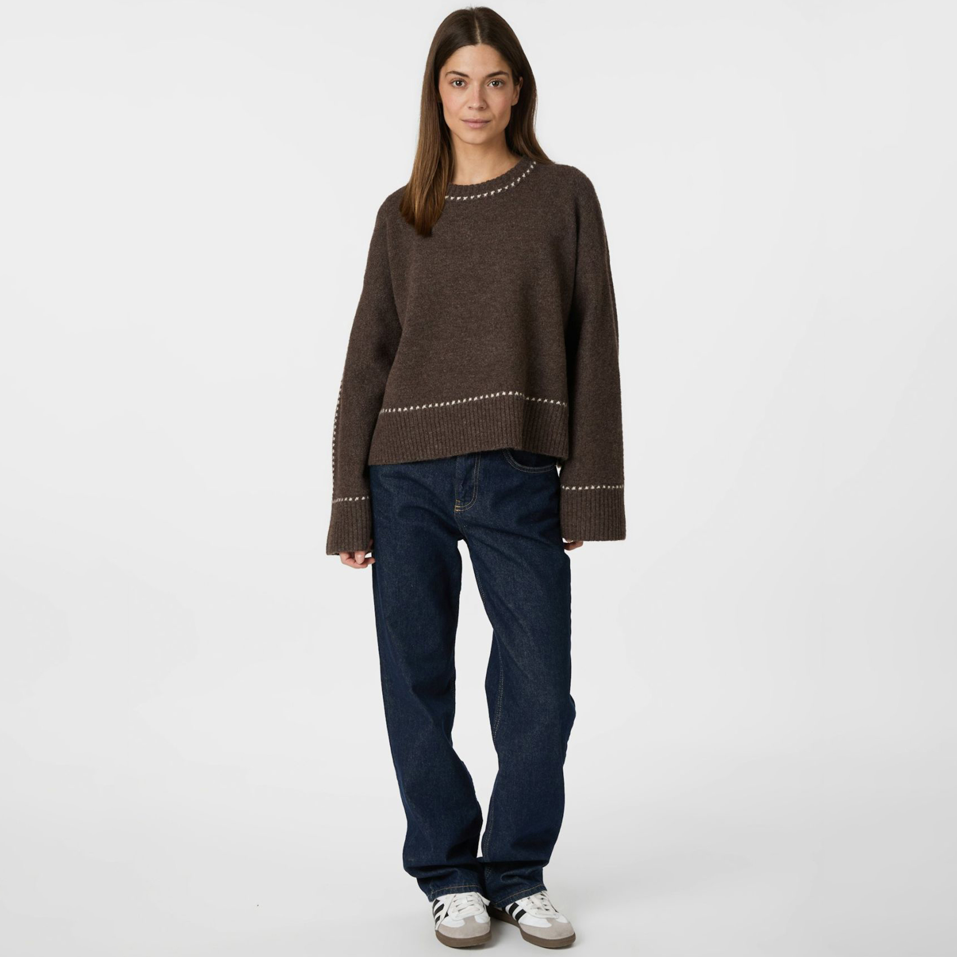 Neo Noir Sweater Roeme