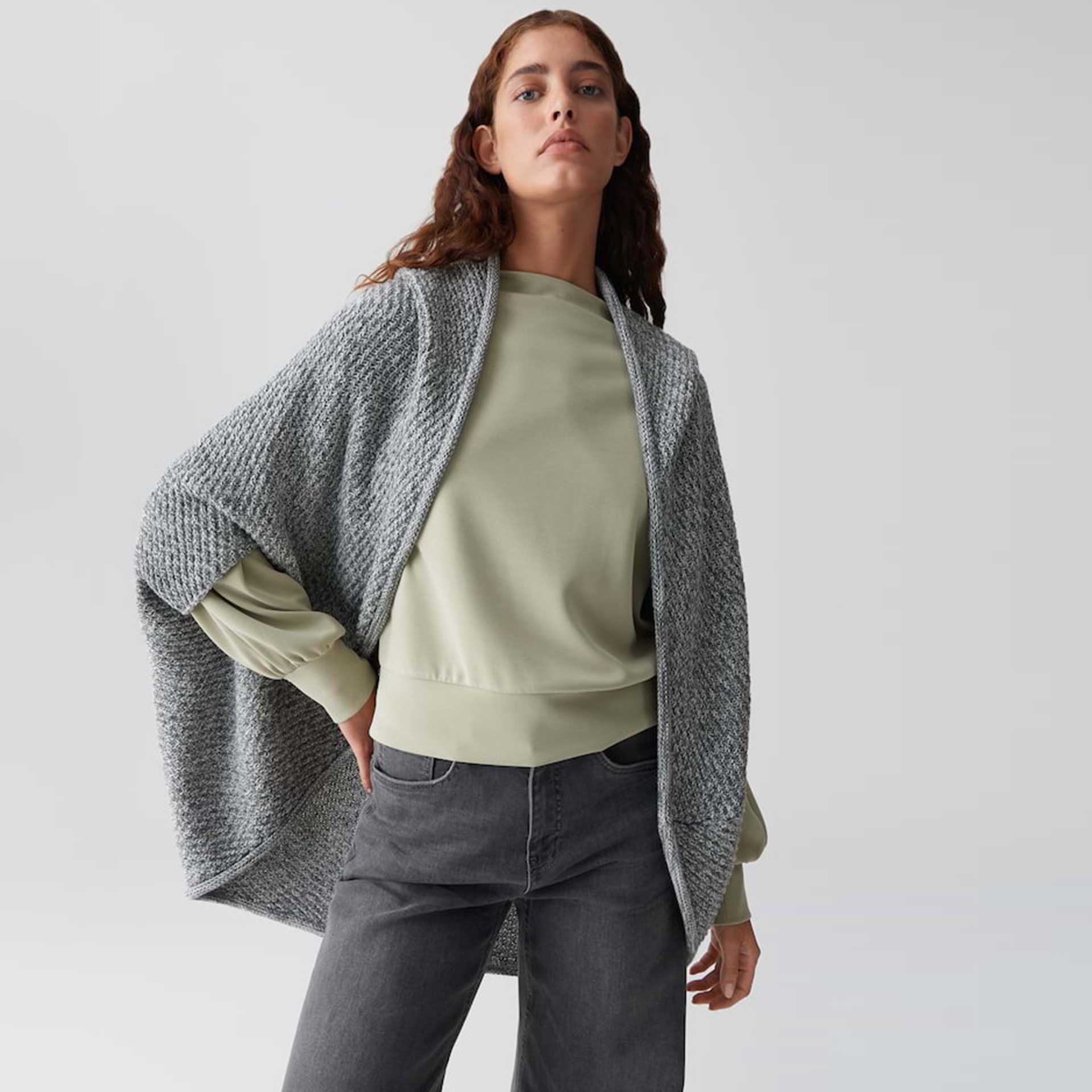 Opus Cape