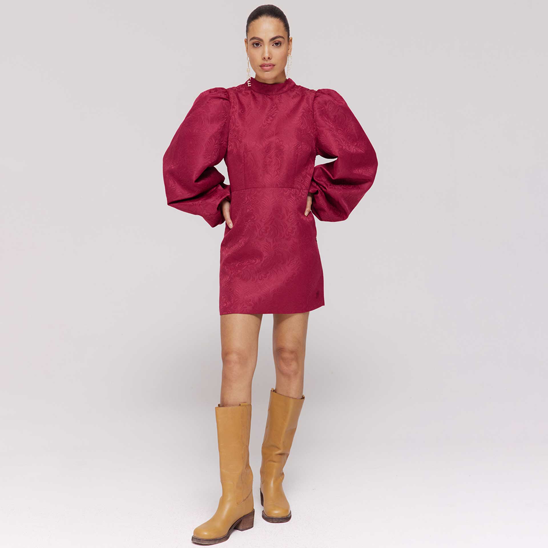 Harper & Yve Jurk Larissa