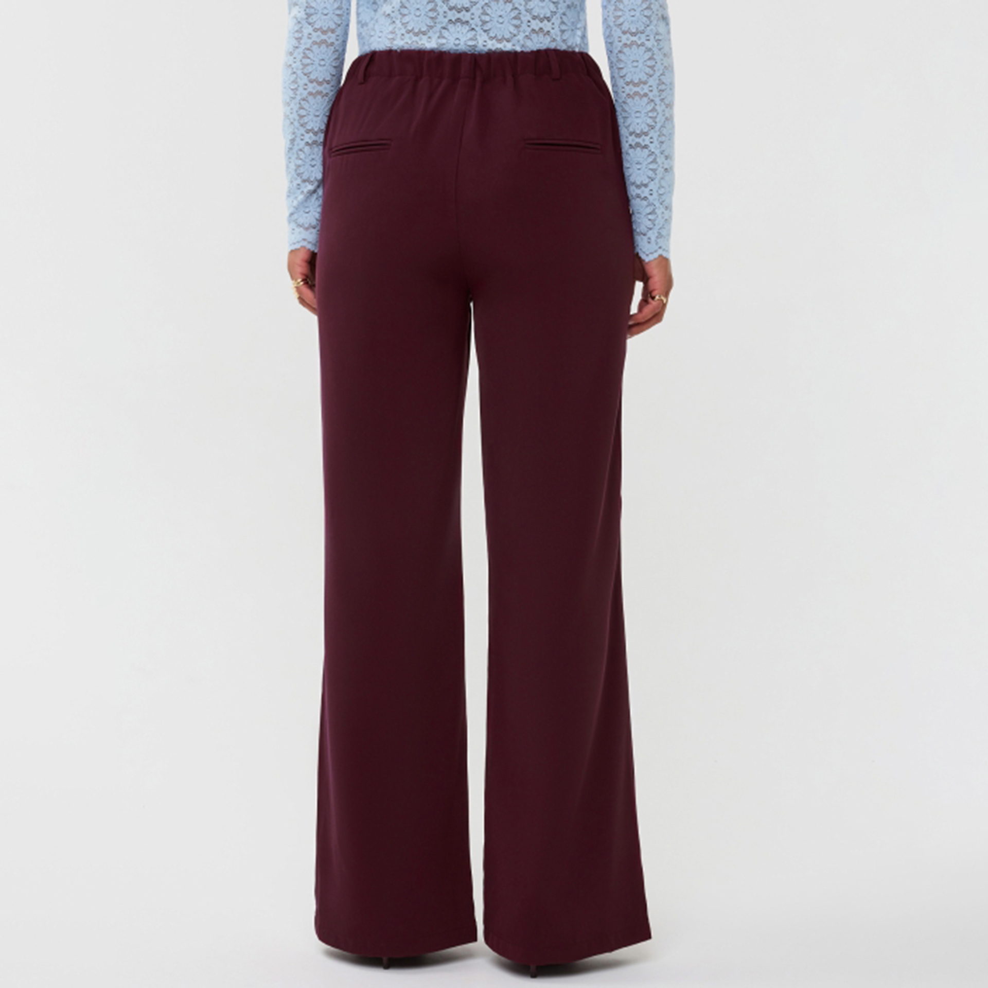 Ydence Broek Solange