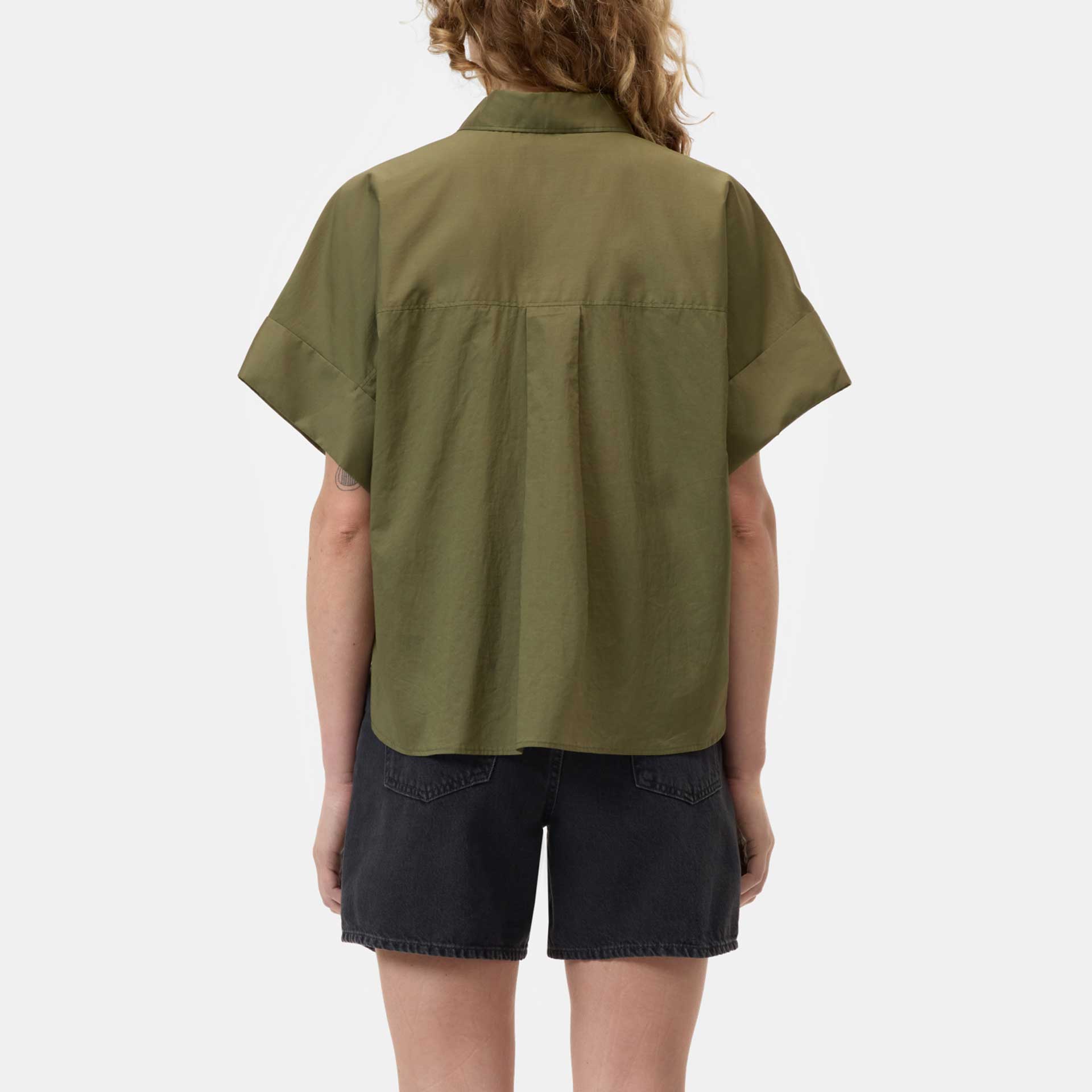 Closed Blouse Turn-up