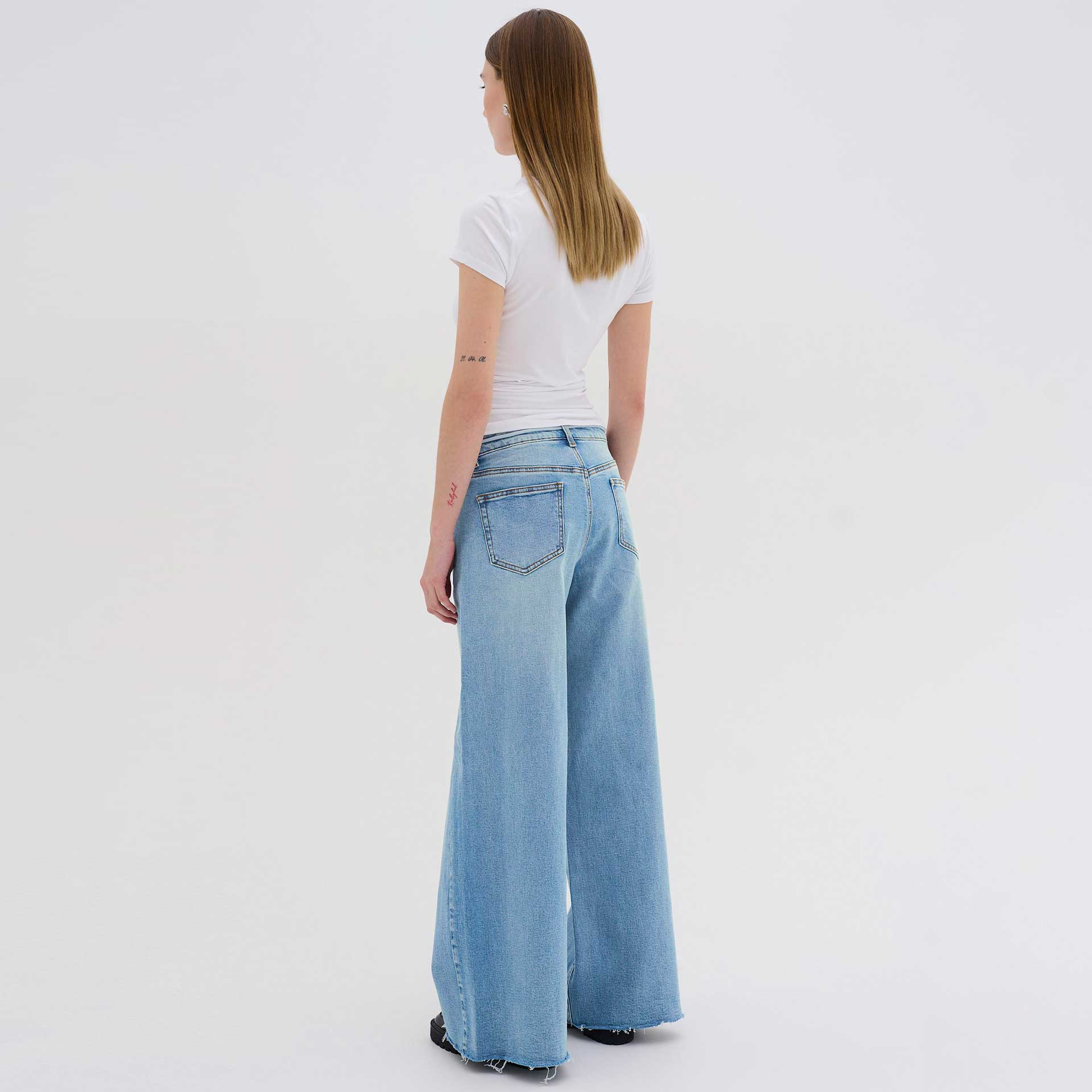 My Essential Wardrobe Jeans Dango