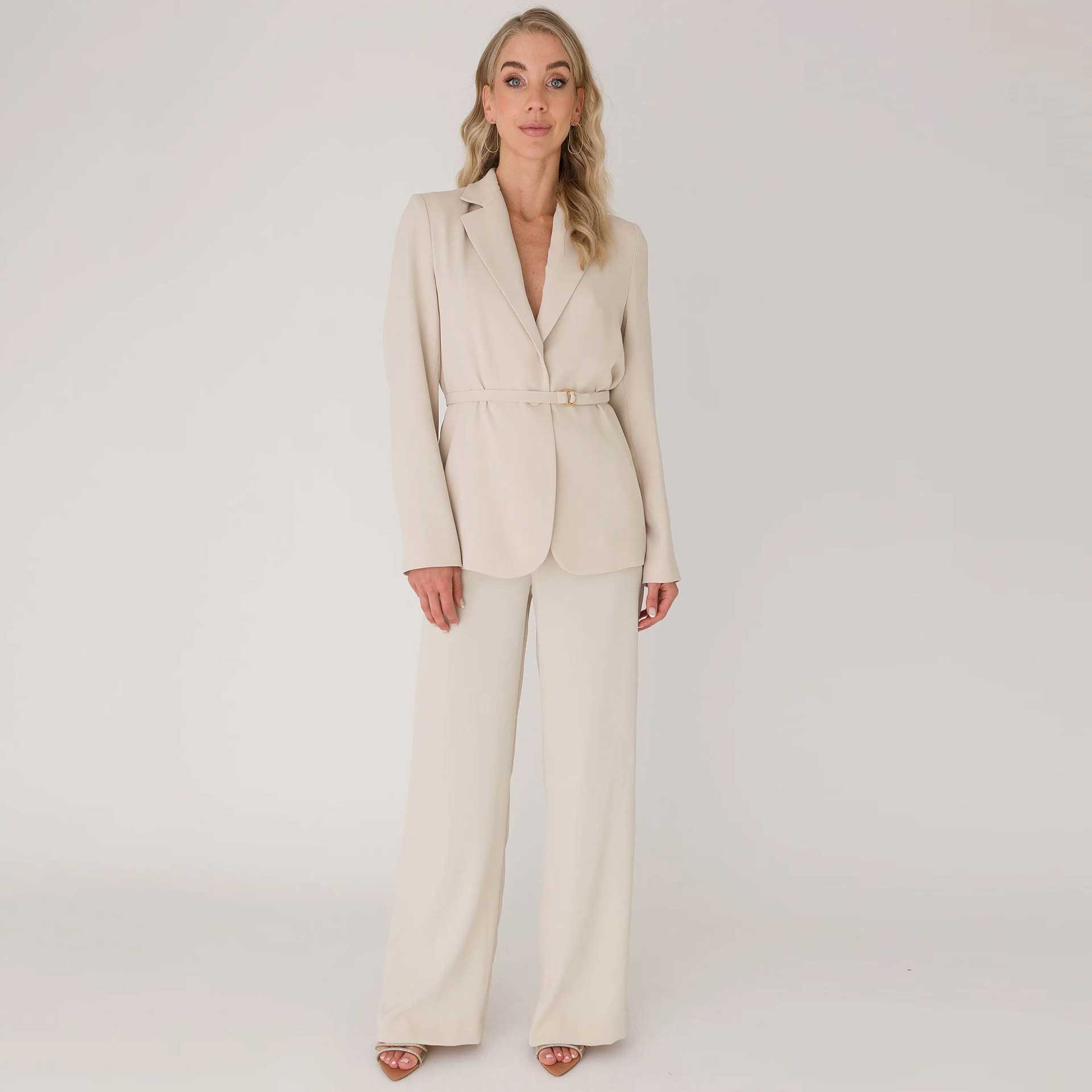 Anna  Blazer