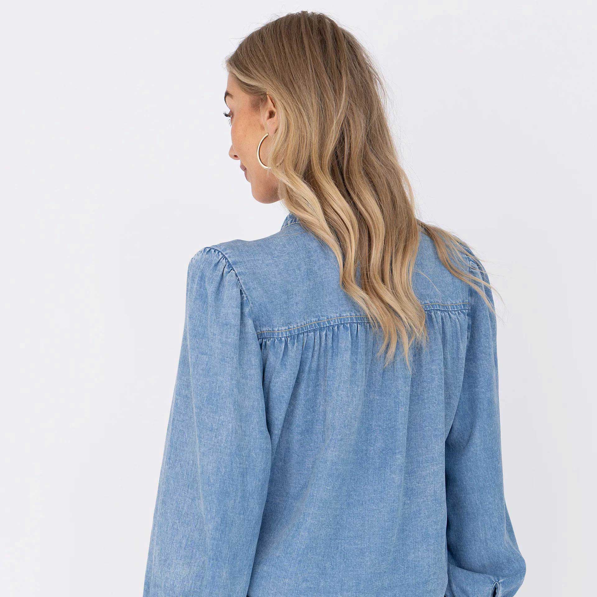 Anna  Blouse