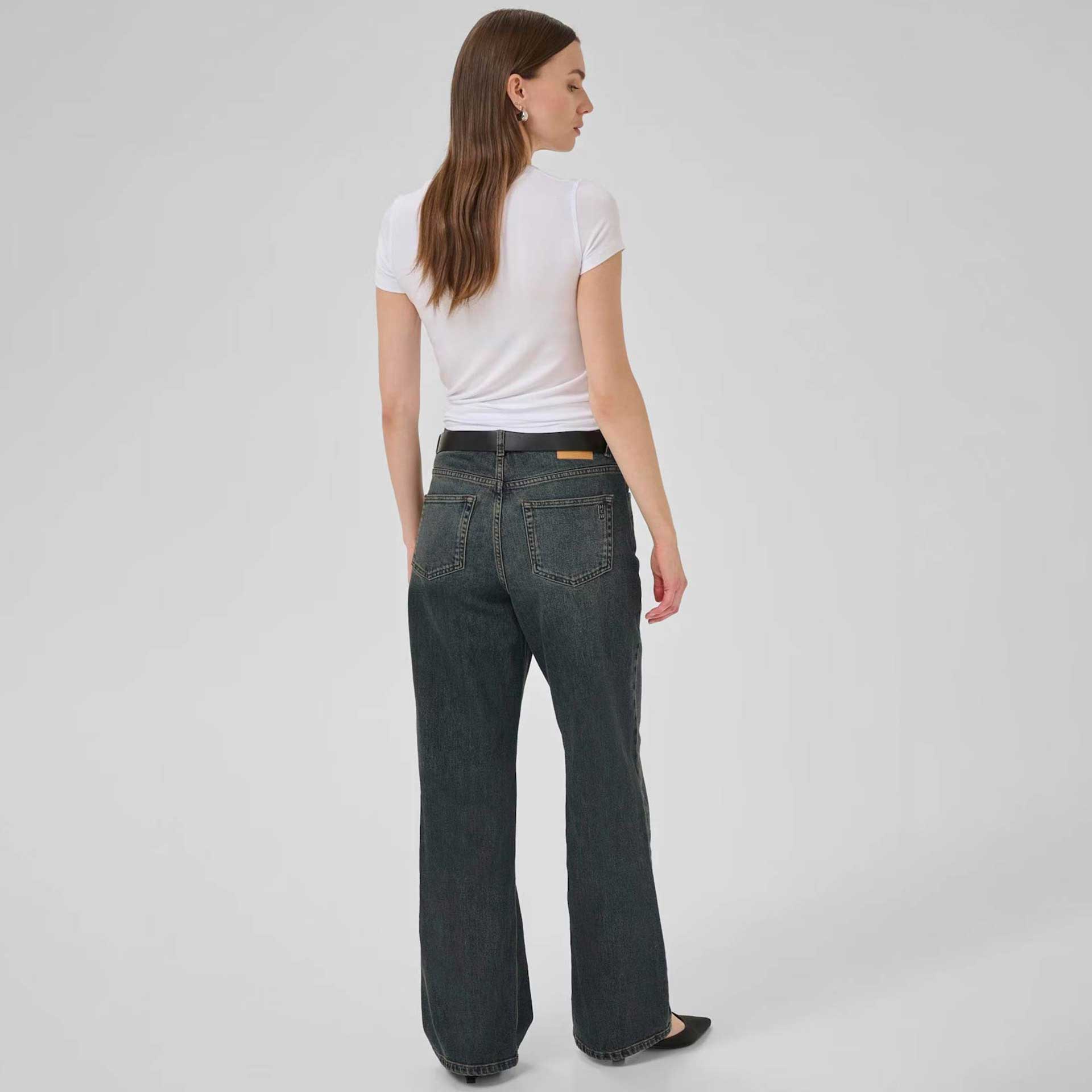 My Essential Wardrobe Jeans The Louis