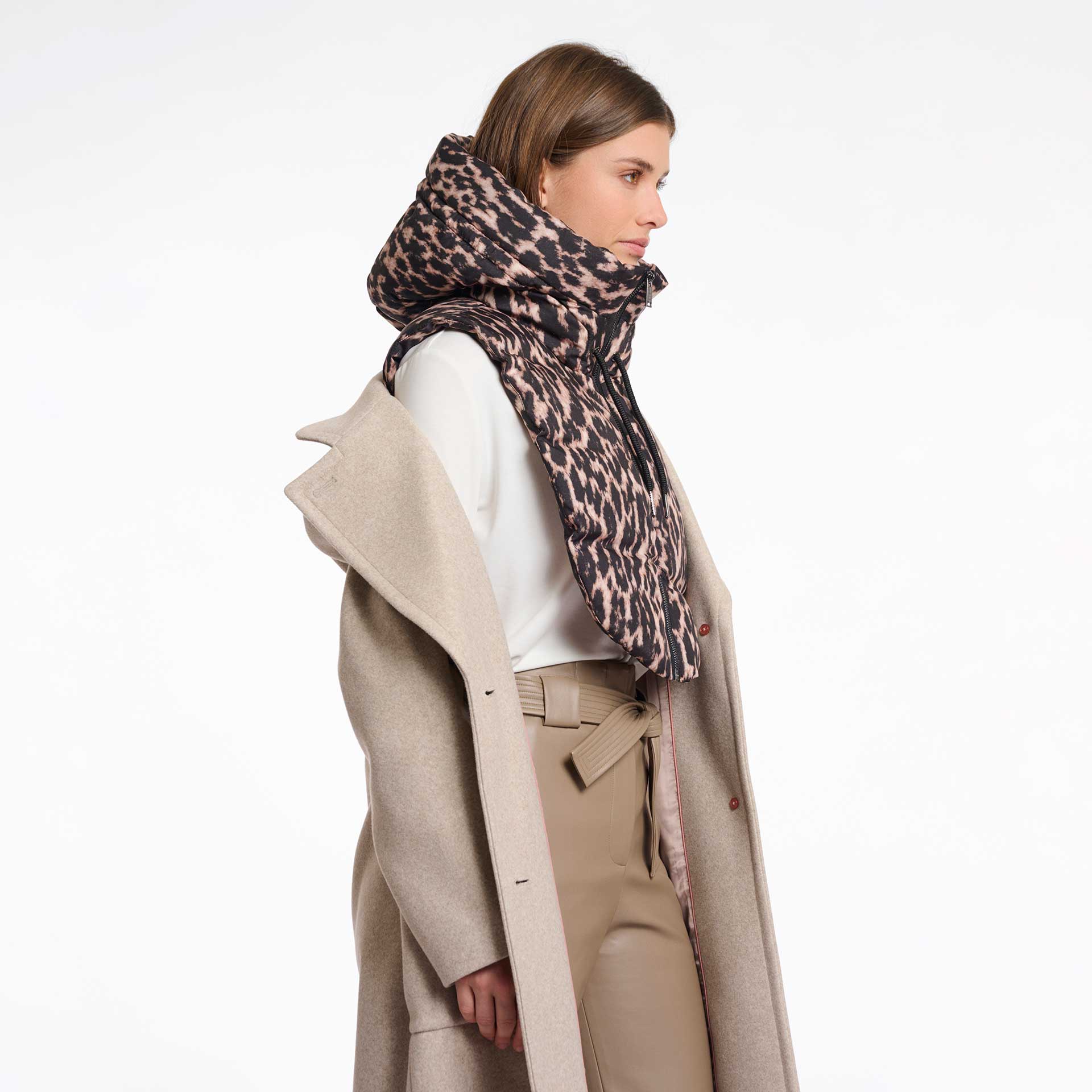 Rino & Pelle Padded bib Tabita