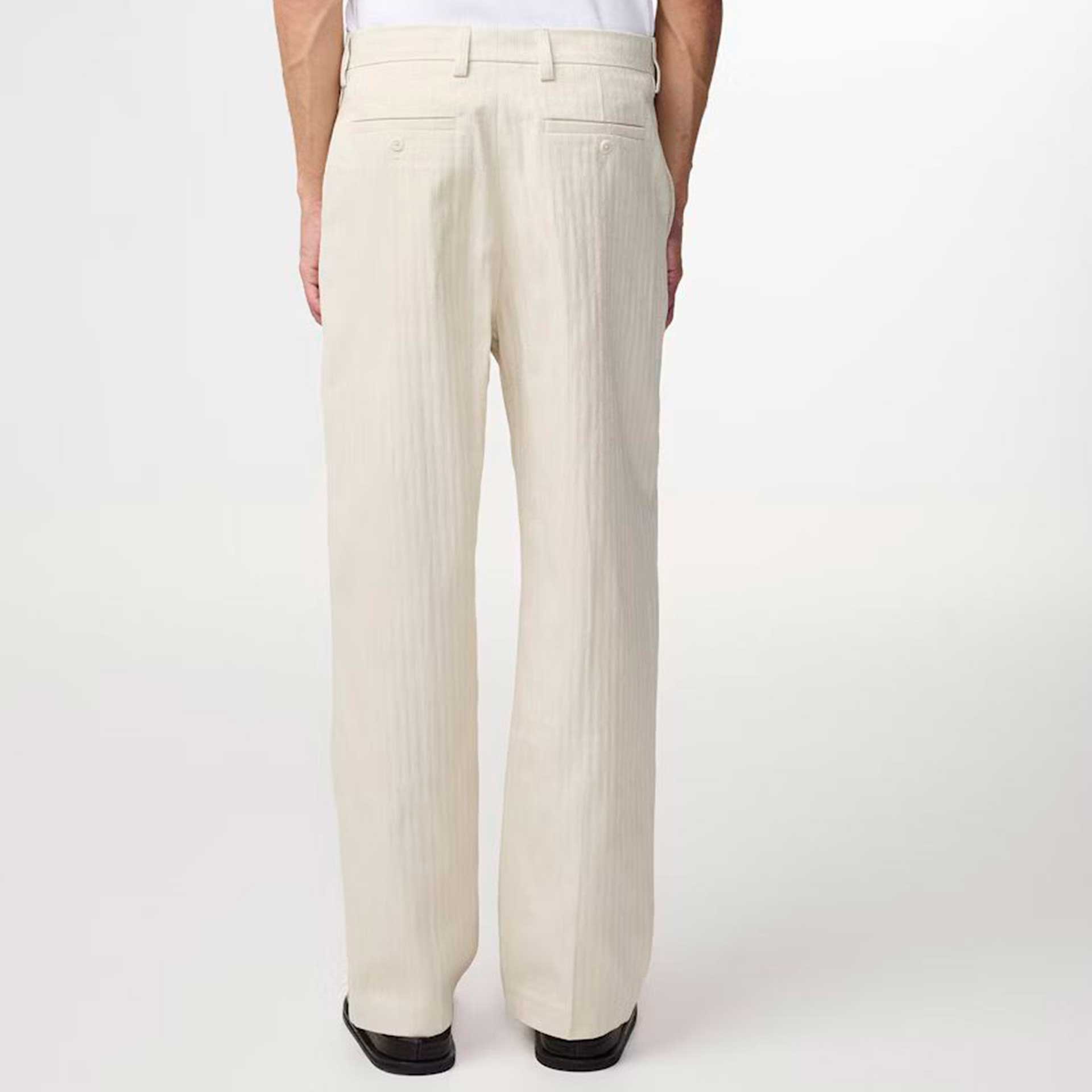 NN07 Broek Paw