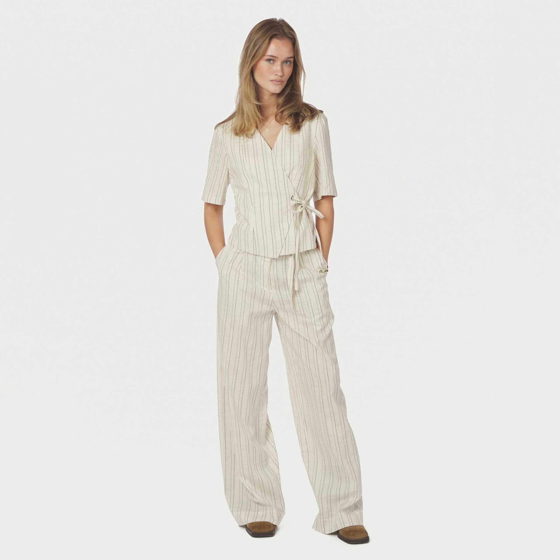 Neo Noir Blouse Simmo