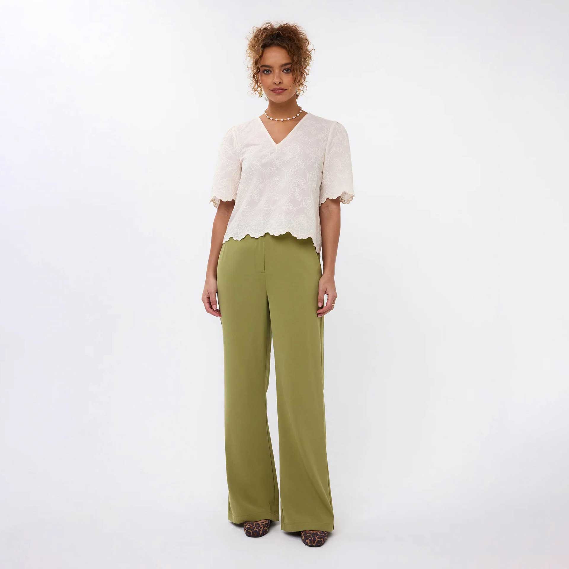 Ydence Broek Solange