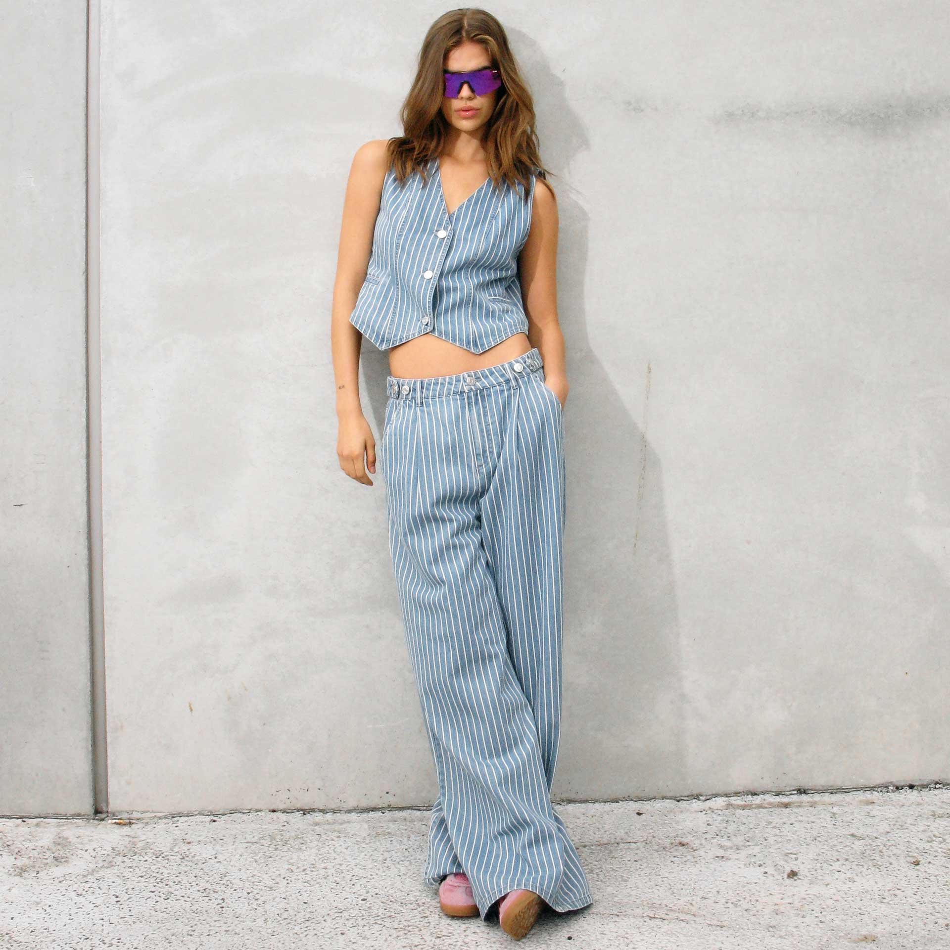 Noisy May Broek Hera