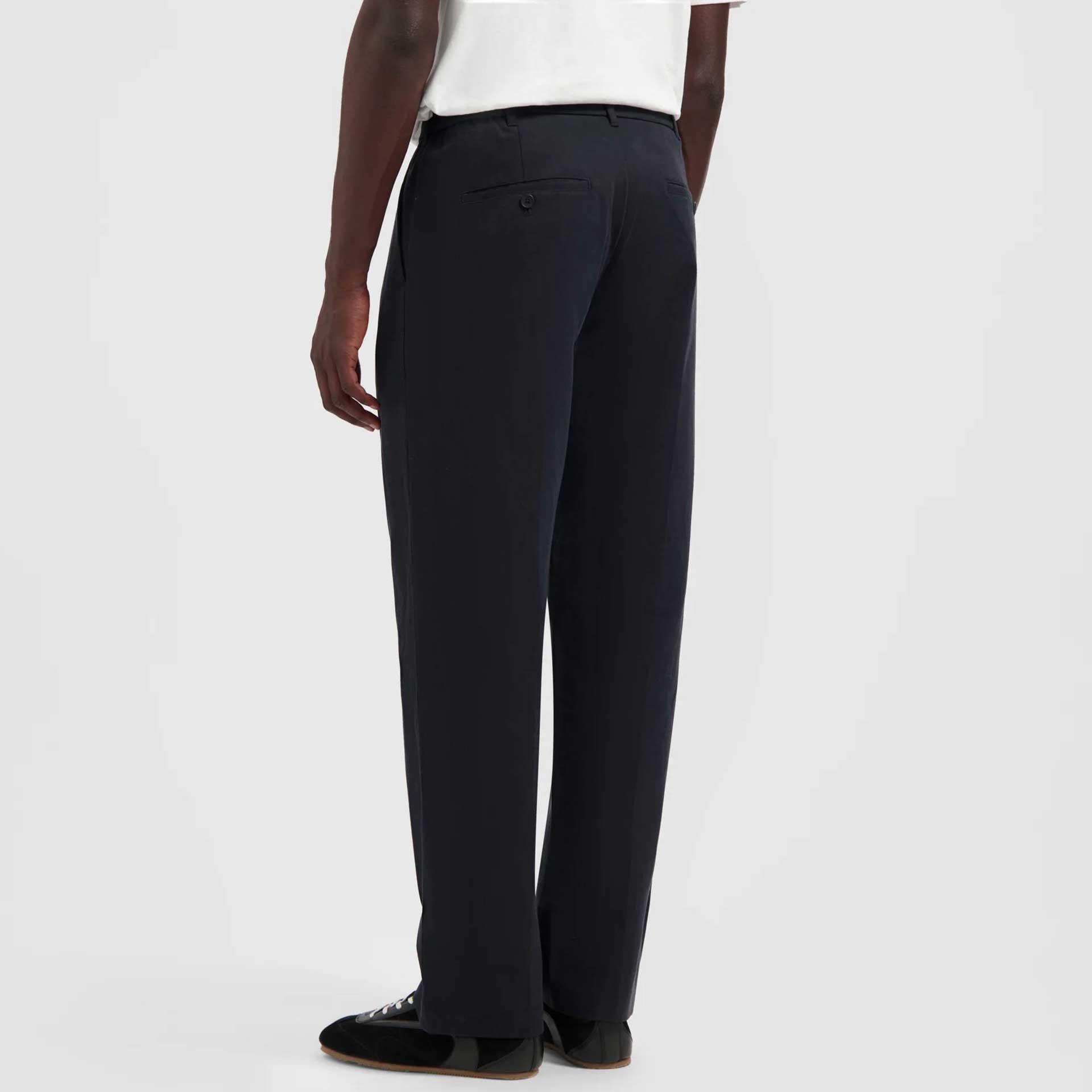 Olaf Hussein Broek 2 Olaf Hussein Broek