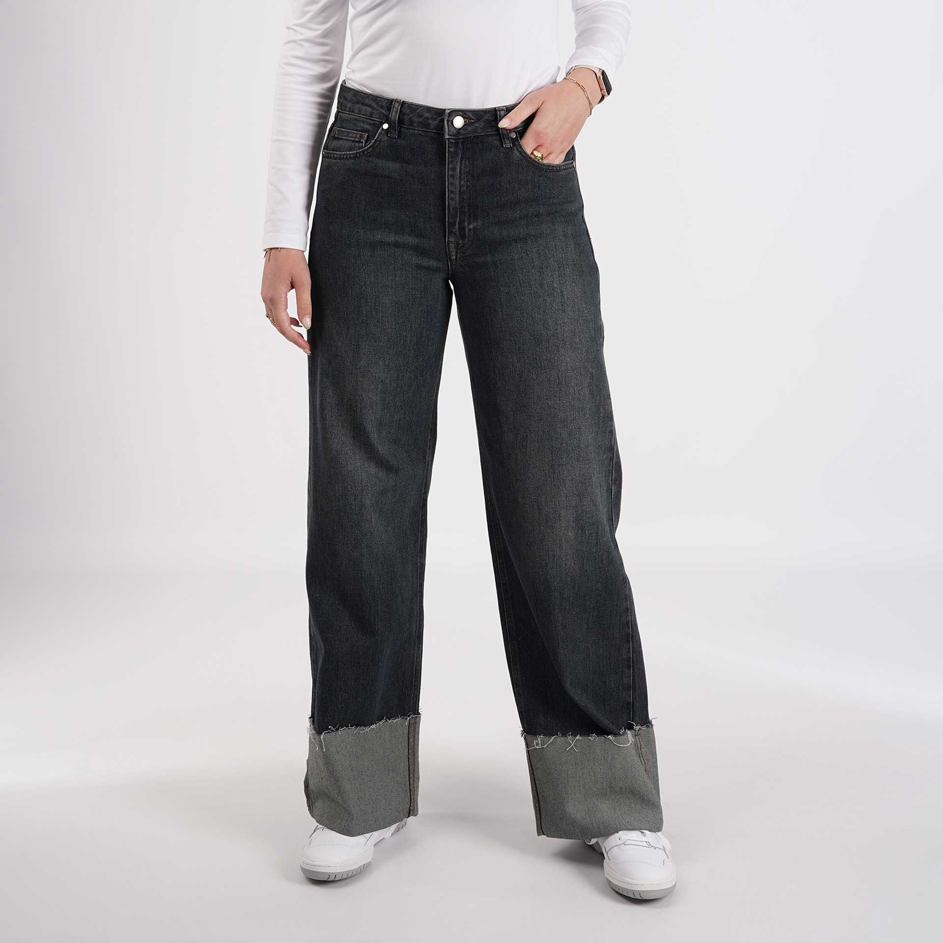 My Essential Wardrobe Jeans Dalvi