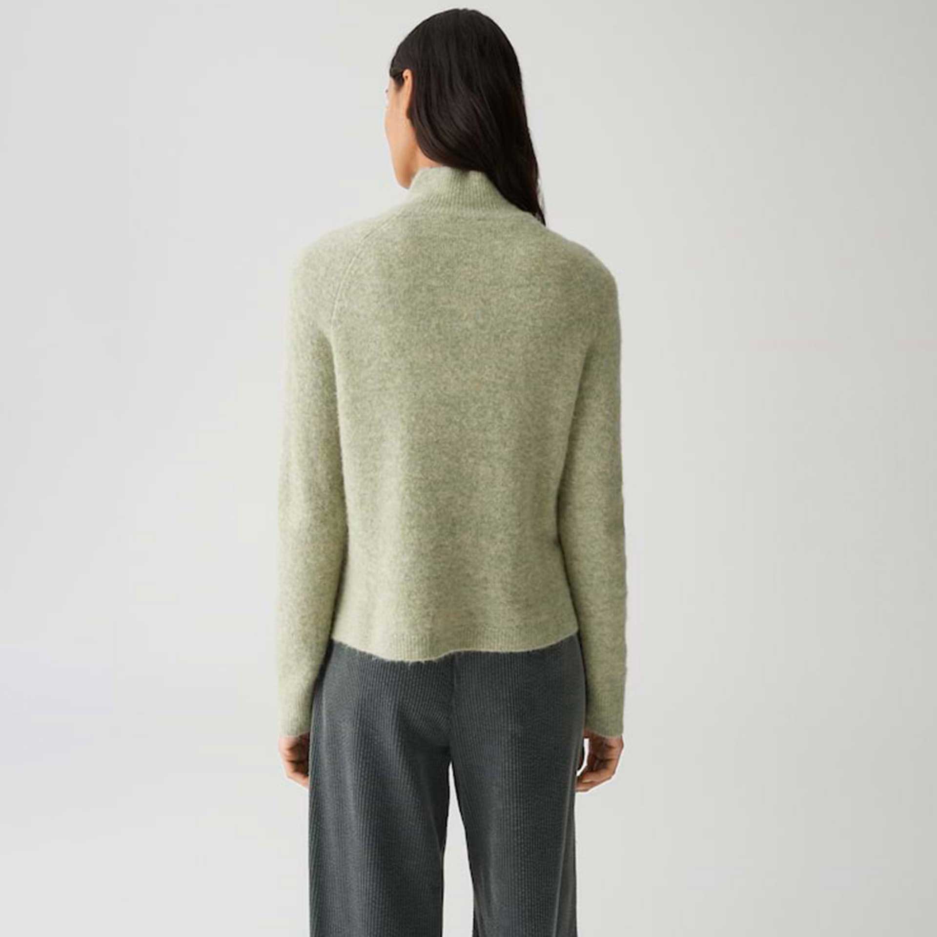 Opus Sweater Plutton