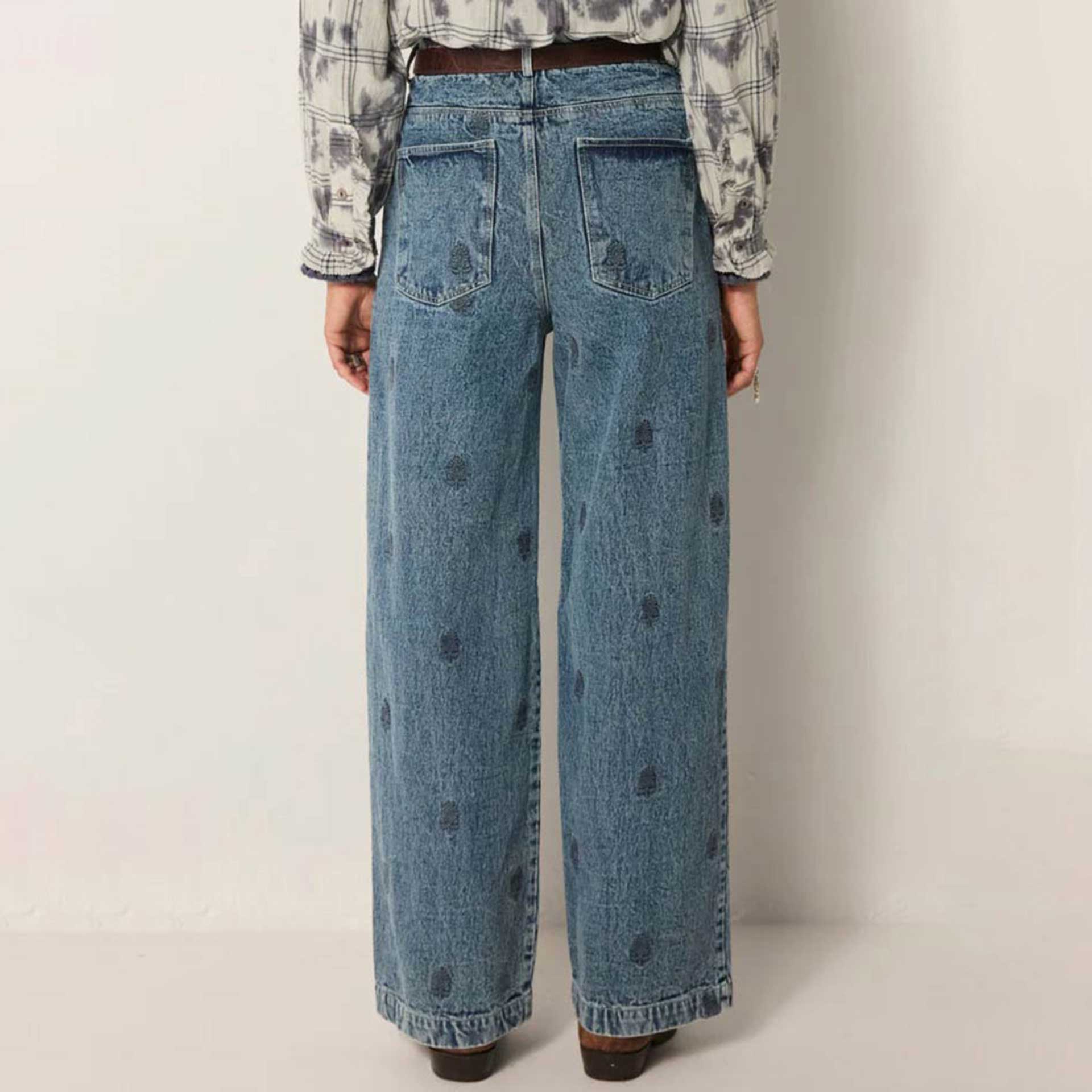 Maison Hotel Jeans Paco 2 Maison Hotel Jeans Paco