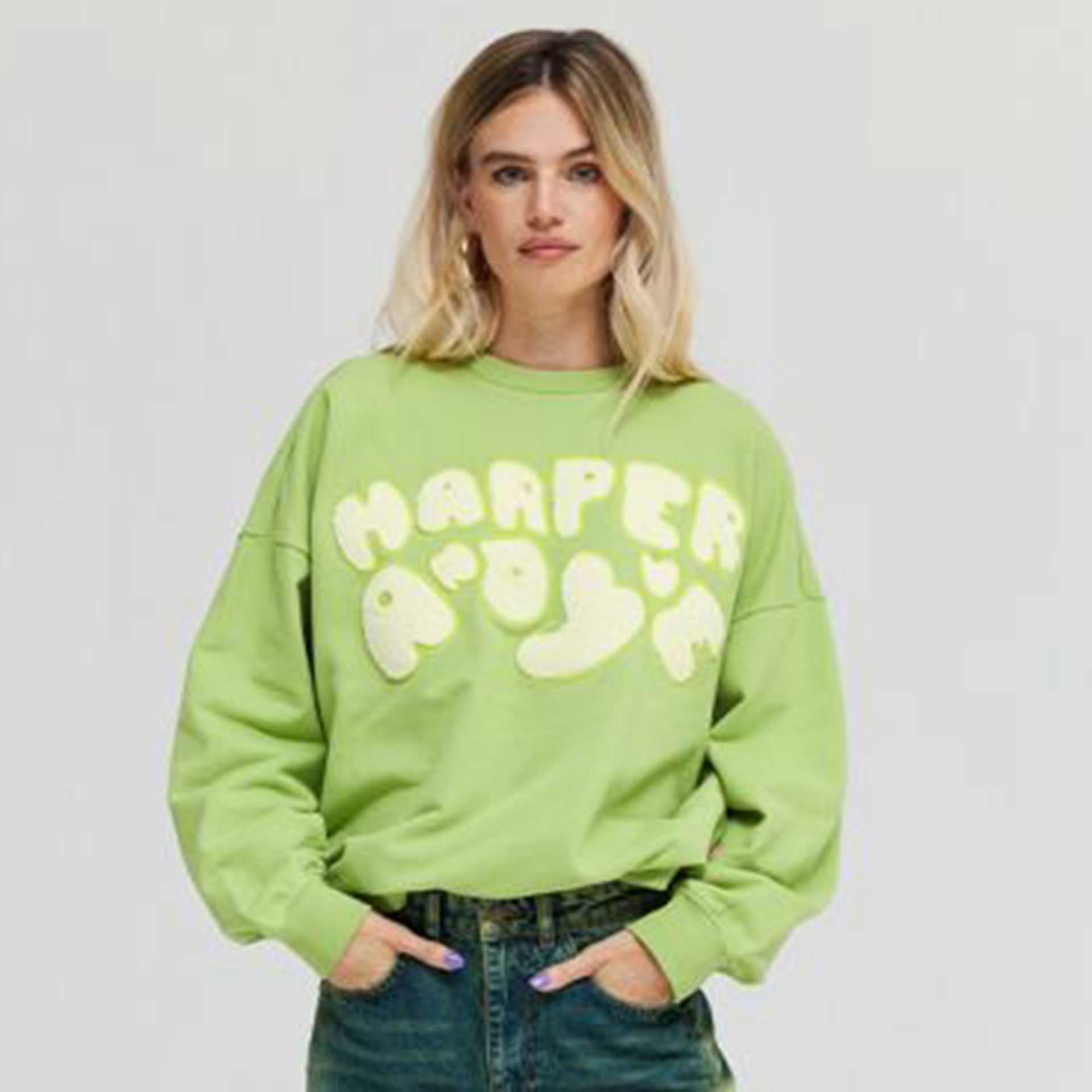 Harper & Yve Sweater Logo