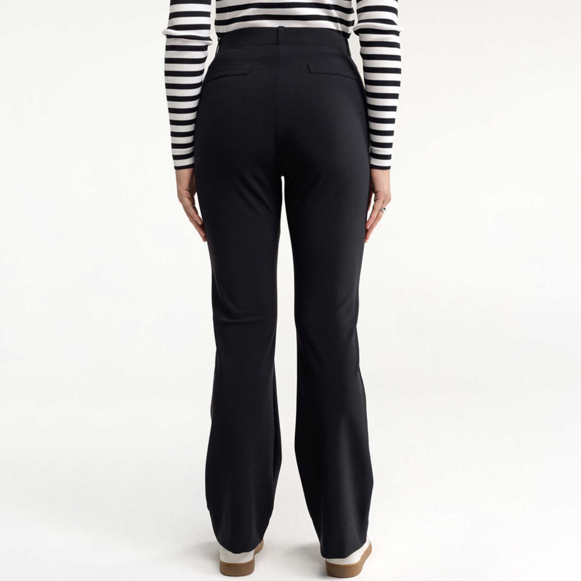 Studio Anneloes Broek