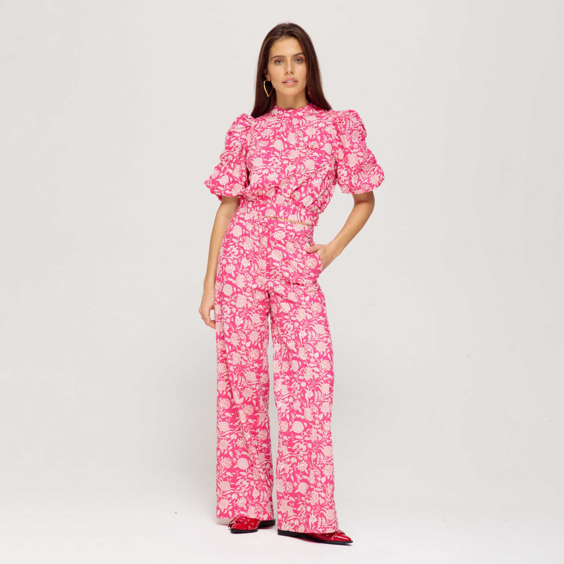 Harper & Yve Broek Holly
