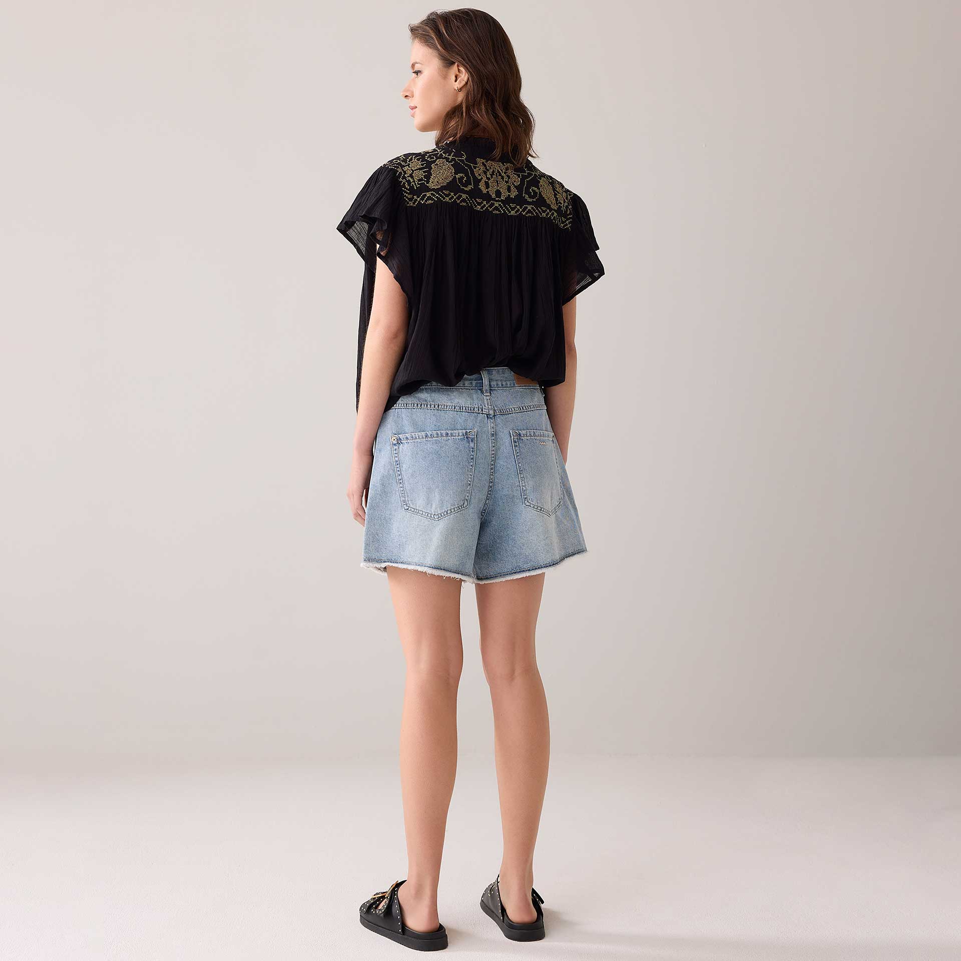 Summum Short