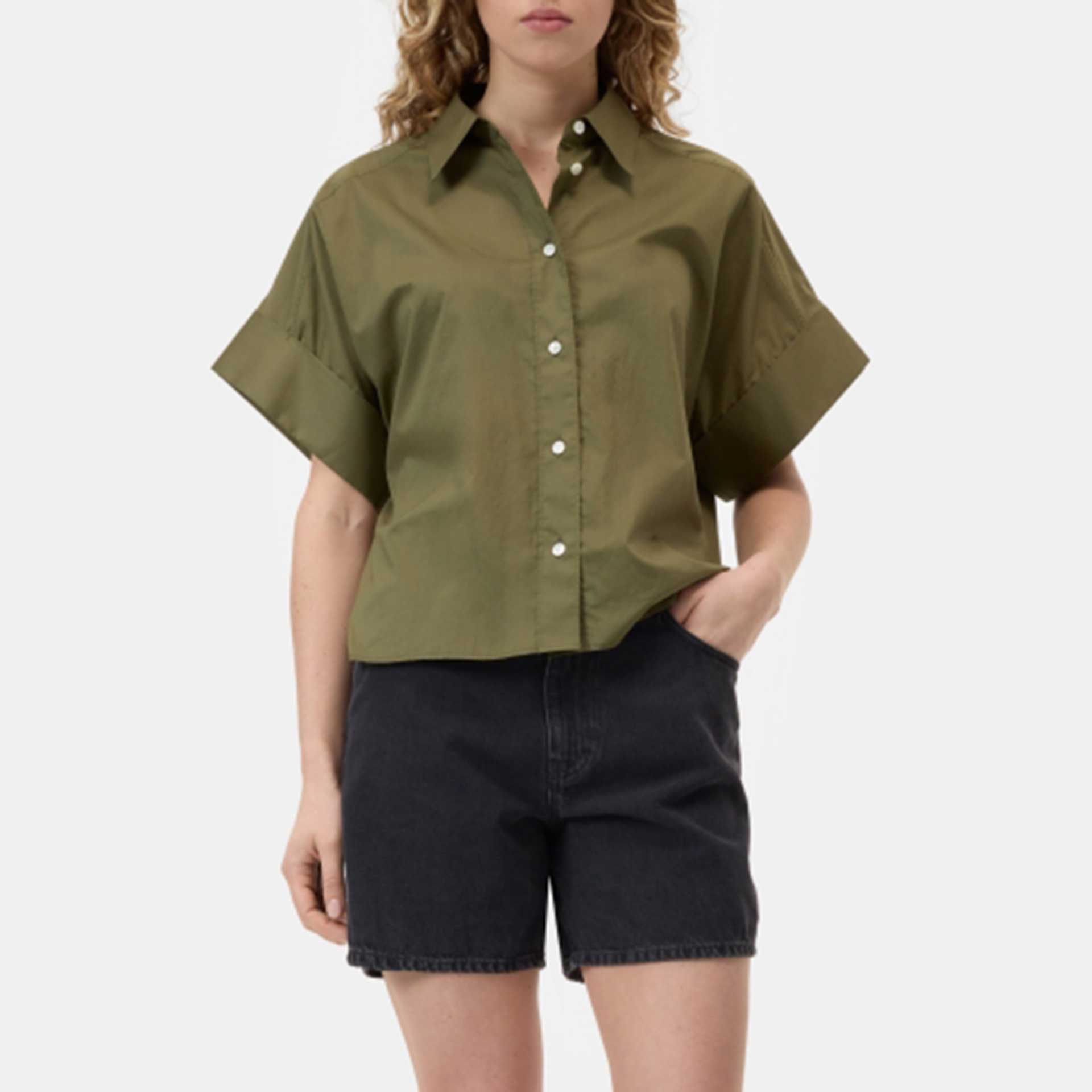 Closed Blouse Turn-up